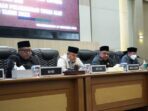 Bupati Sukabumi Marwan Hamami dan pimpinan DPRD I Foto: Istimewa